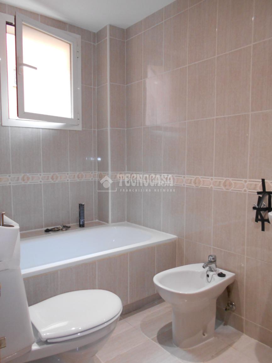 Piso en alquiler en  Los Combos  10/11