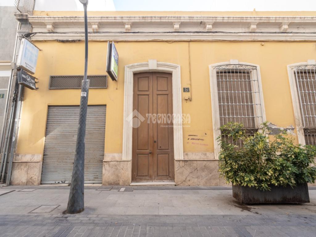 C. Padre Santaella, Almería