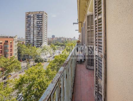 Gran Via de les Corts Catalanes, La Dreta De L'eixample, Barcelona