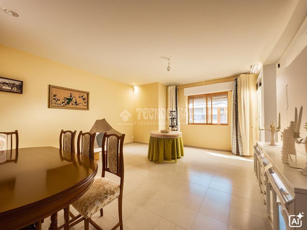 Piso en venta en  Puente Genil, Córdoba  3/28