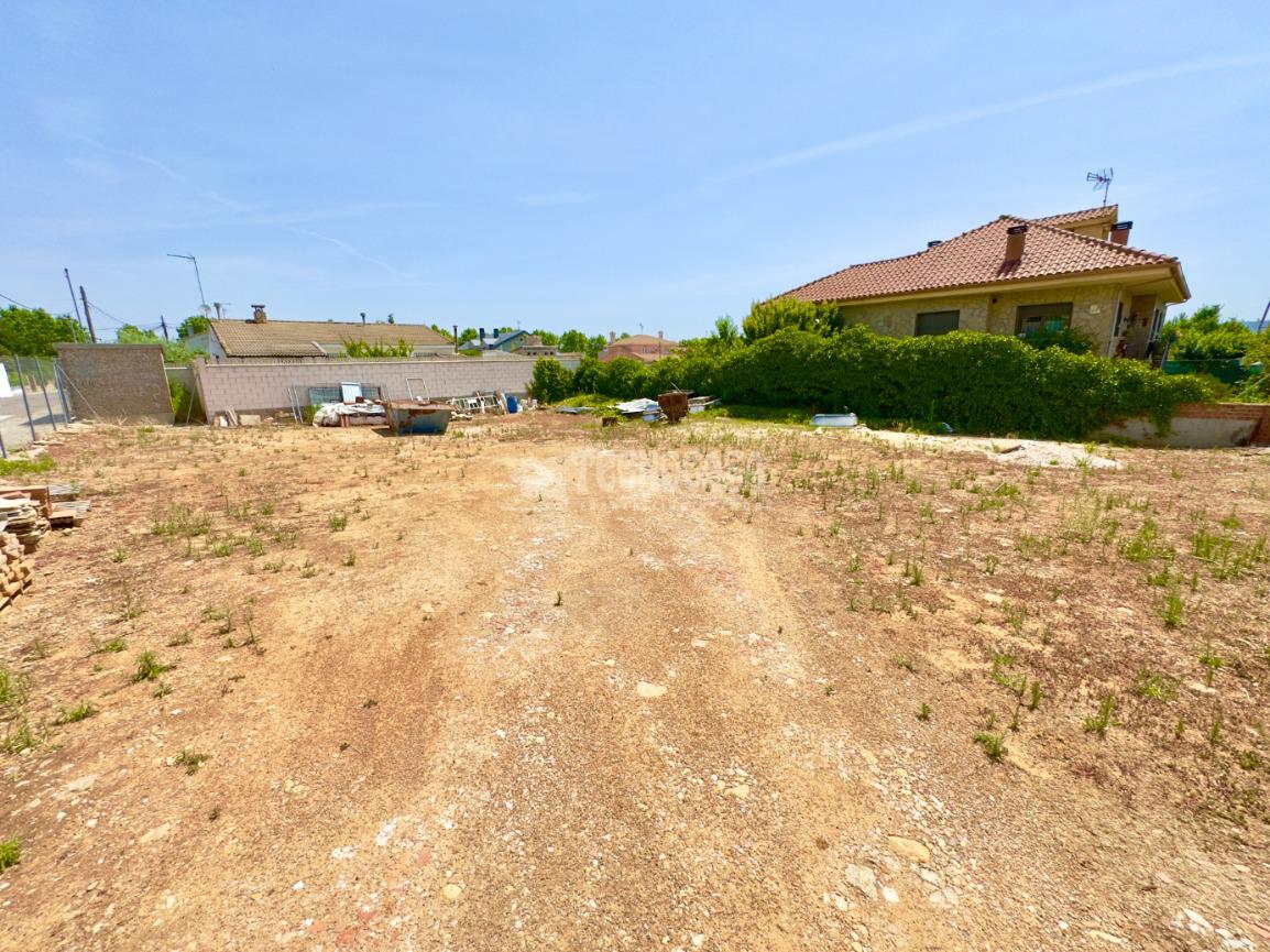 Terreno en venta en  Cabanillas del Campo  9/13