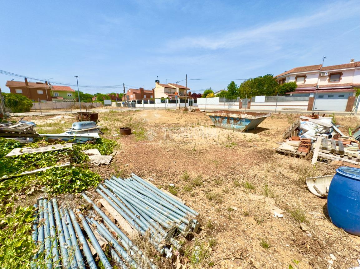 Terreno en venta en  Cabanillas del Campo  12/13