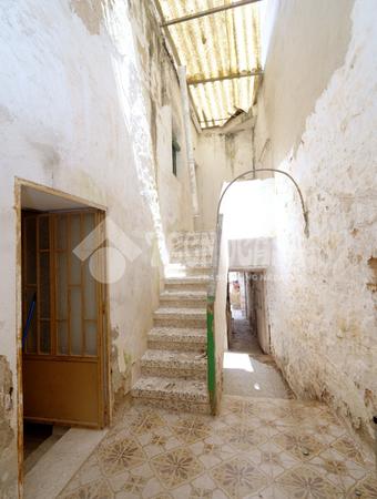 Calle Cambroneras, Linares