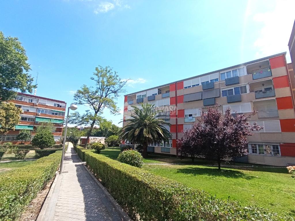 C/ Colonia Occidente, Ciudad Pegaso, Rejas, Madrid