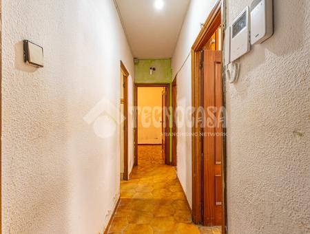 Calle José Anduiza, Fuencarral - Tres Olivos - Virgen De Begoña, Madrid