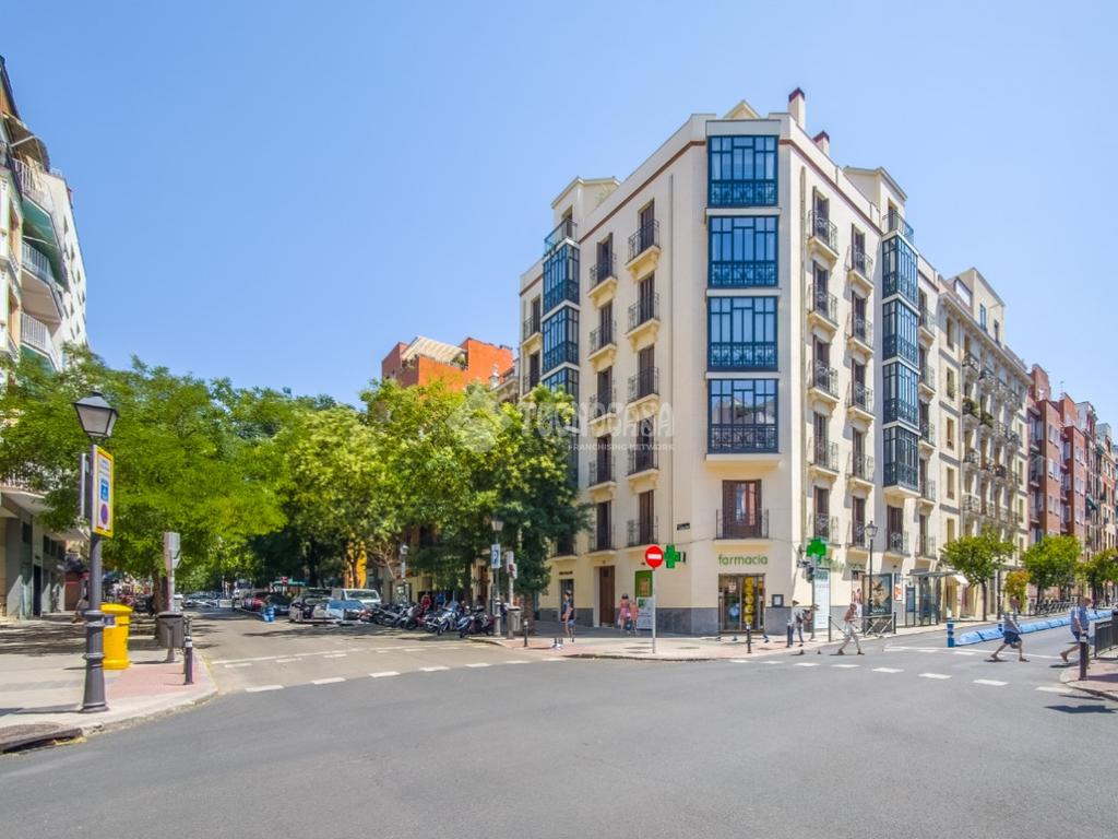Calle Guzman El Bueno, Chamberí, Madrid