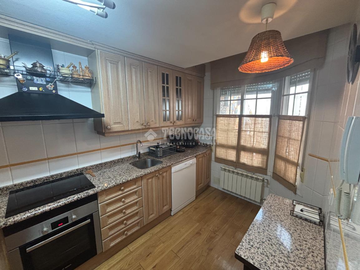 Casa en venta en  Valdemoro  7/30