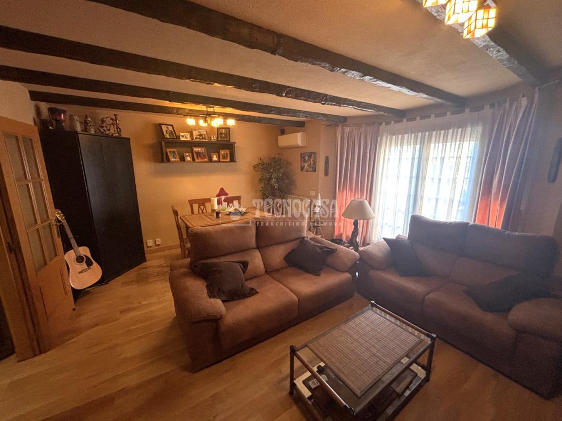 Casa en venta en  Valdemoro  11/30