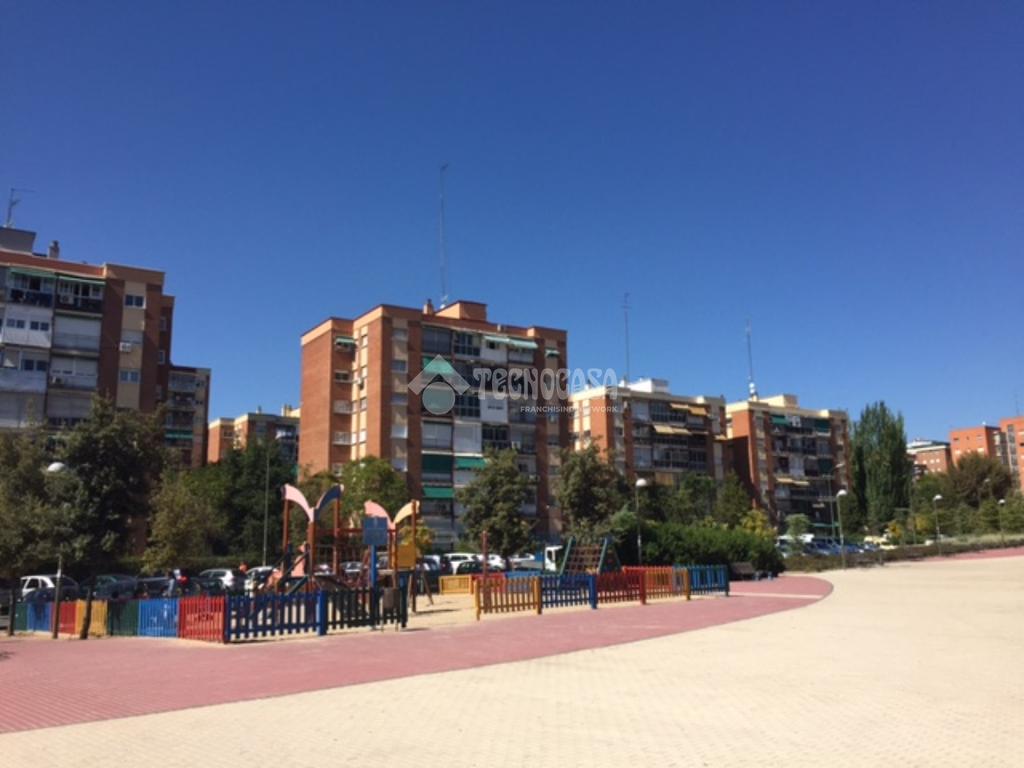 Calle Tembleque, Aluche, Madrid