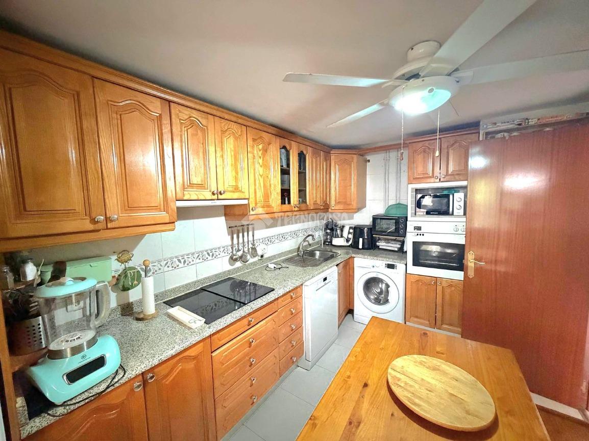 Casa en venta en  VALDEMORO  8/26