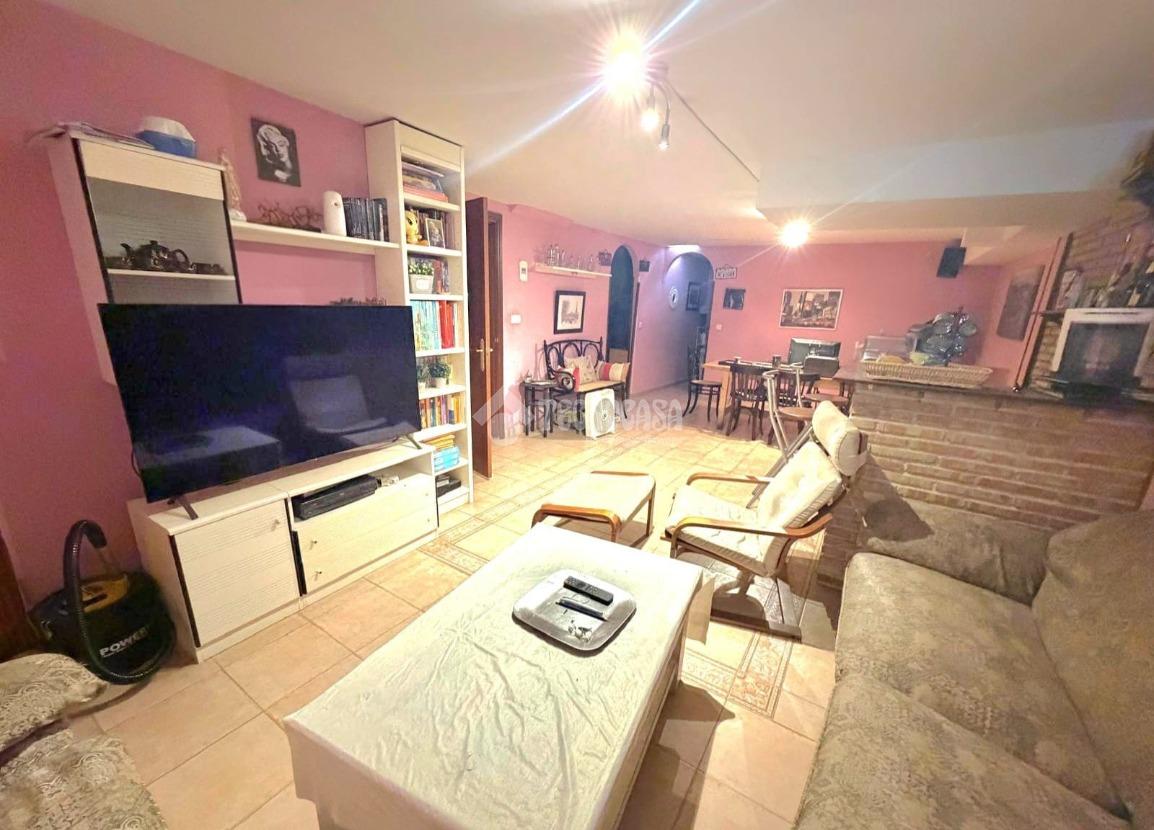 Casa en venta en  VALDEMORO  23/26