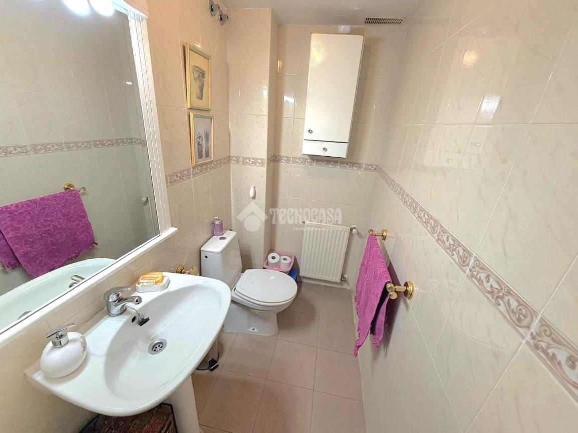 Casa en venta en  VALDEMORO  9/26
