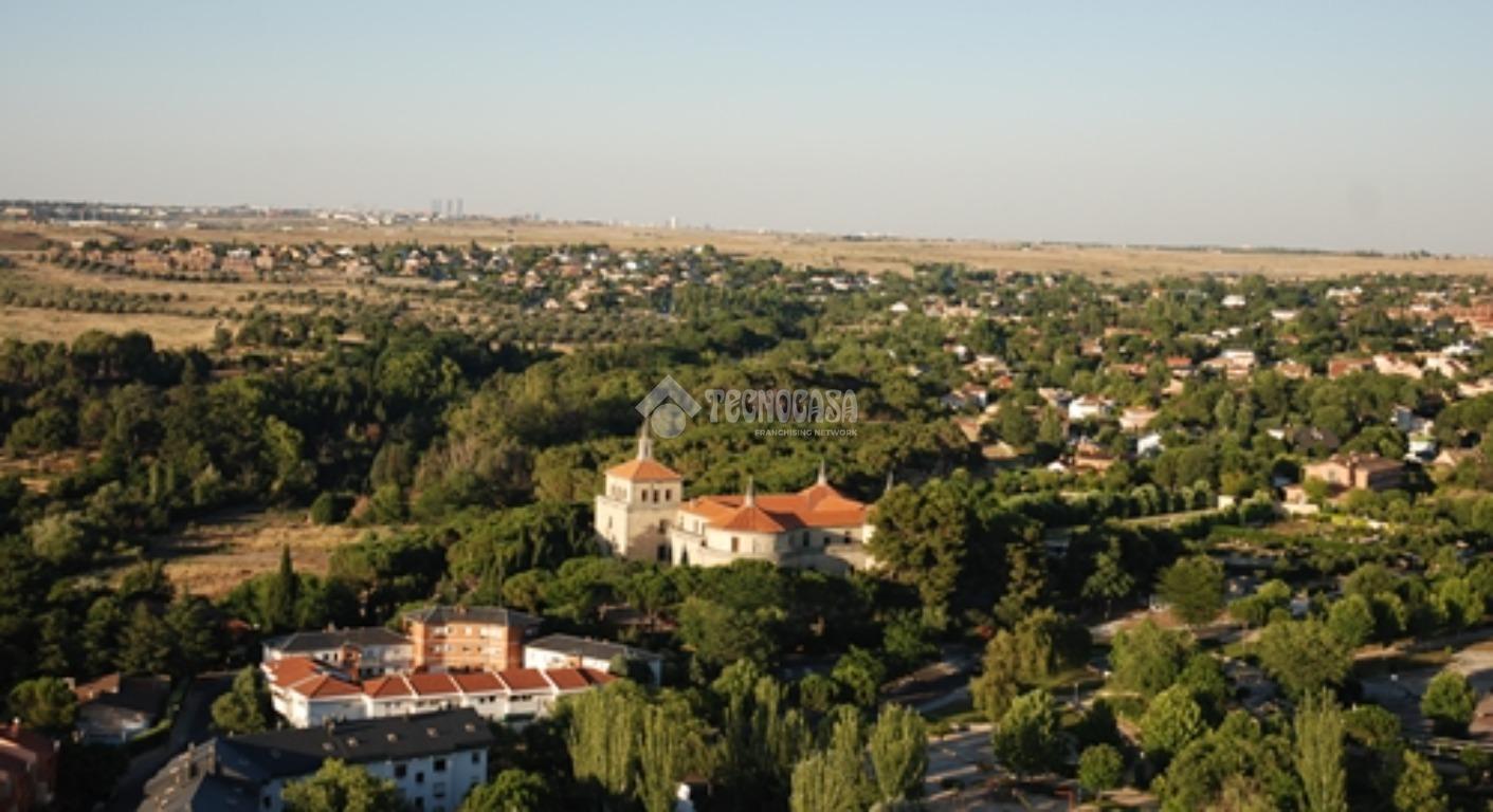 Piso en venta en VILLAVICIOSA DE ODÓN 12/19