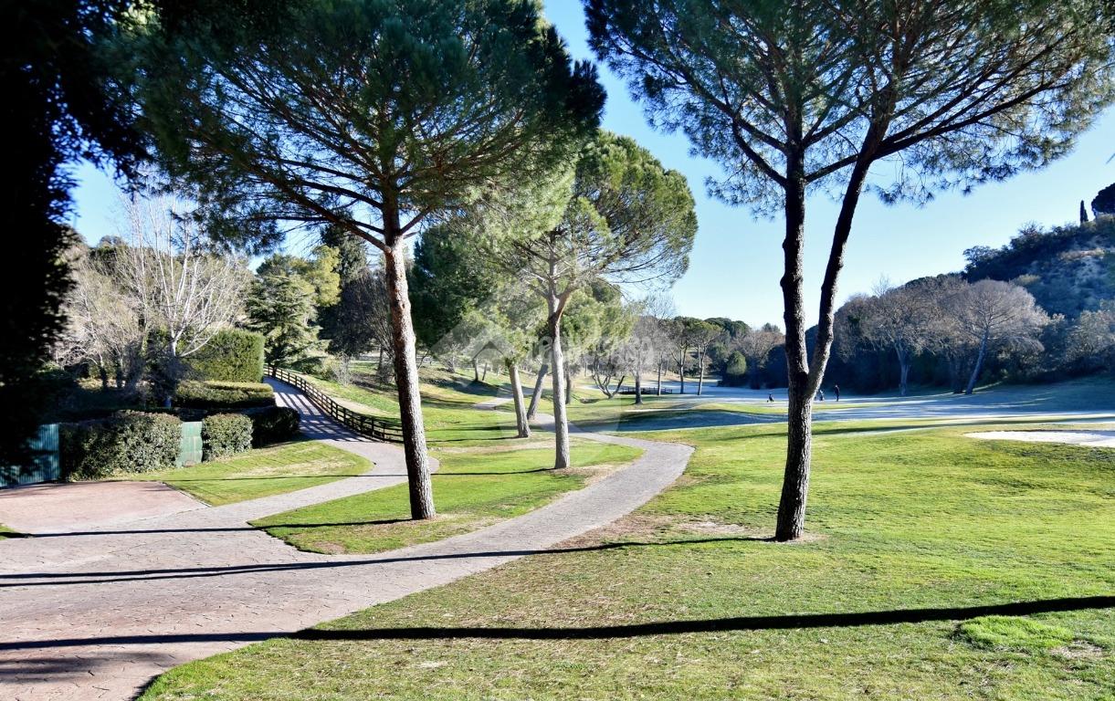 Piso en venta en VILLAVICIOSA DE ODÓN 13/19