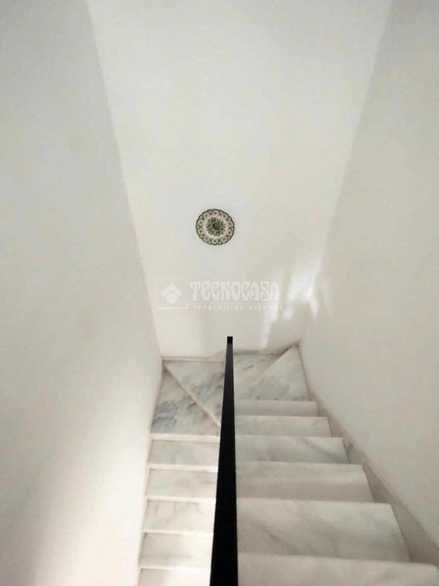 Casa en venta en  Marchena  14/25