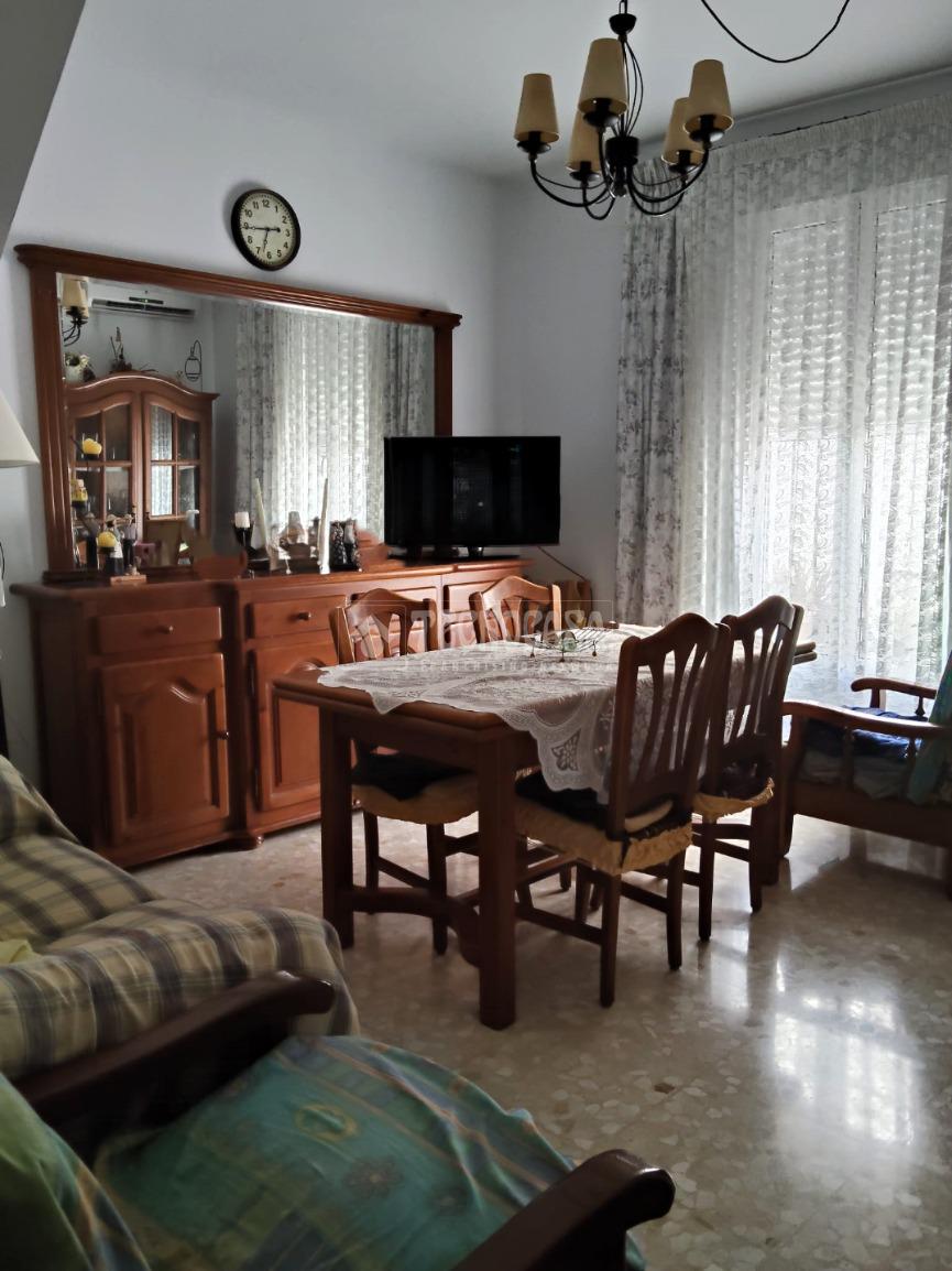 Casa en venta en  Marchena  23/25