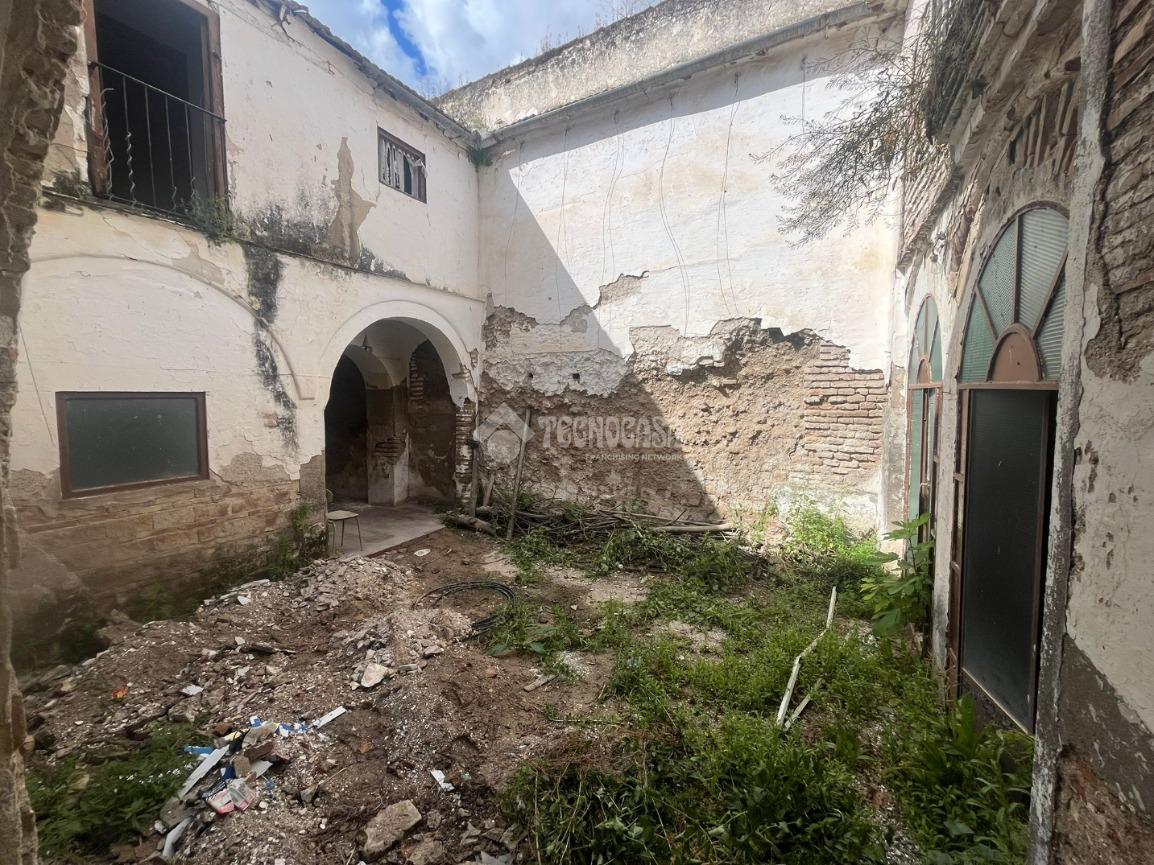 Casa en venta en  Écija, Sevilla  12/20