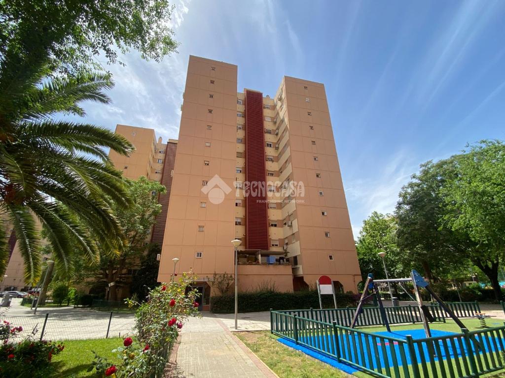 La Salle - Avda. Manuel Del Valle - Las Naciones, Sevilla
