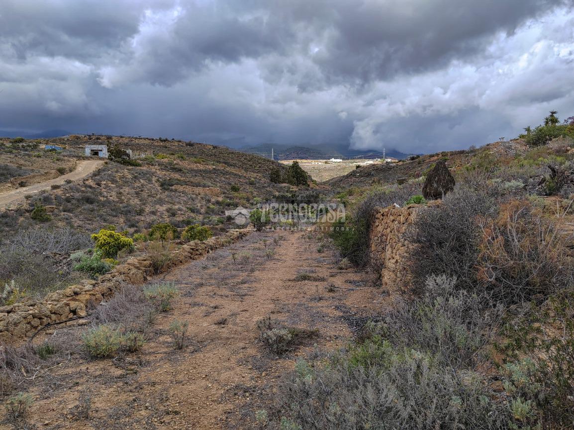 Terreno en venta  Santa Cruz de Tenerife, Villa De Arico  8/23