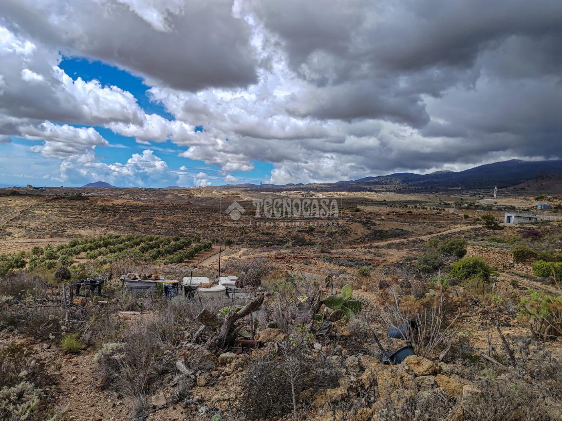 Terreno en venta  Santa Cruz de Tenerife, Villa De Arico  16/23