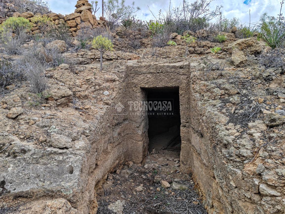 Terreno en venta  Santa Cruz de Tenerife, Villa De Arico  3/23