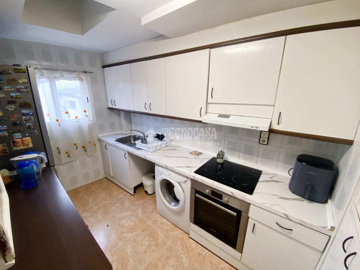 Piso en venta en  Zuera  5/24