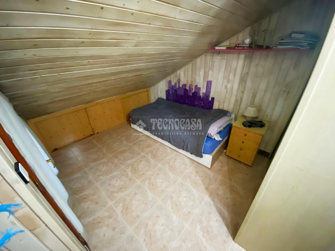 Piso en venta en  Zuera  21/24