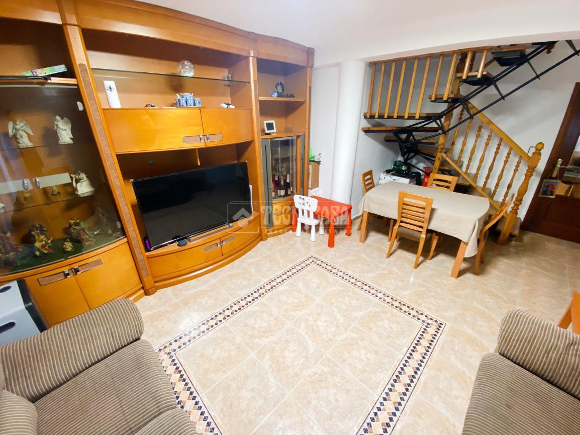 Piso en venta en  Zuera  1/24