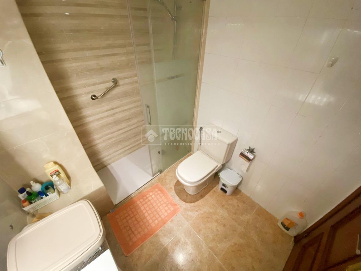 Piso en venta en  Zuera  15/24