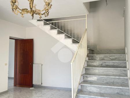 Casa semindipendente in vendita