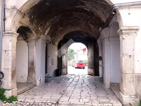 Casa semindipendente in vendita