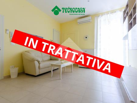 Casa indipendente in vendita