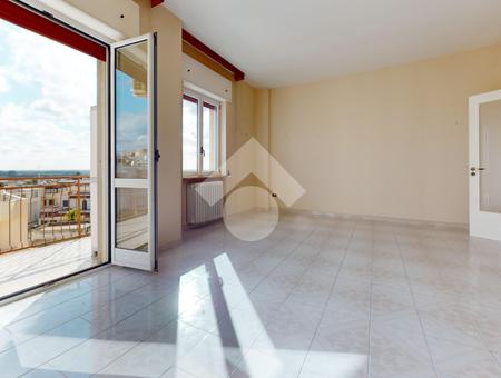 Trilocale in vendita Oria, Via Fratelli Bandiera