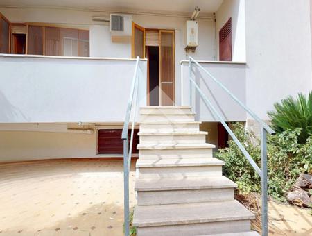 Casa semindipendente in vendita Latiano, Via Dottor Angelo Maria