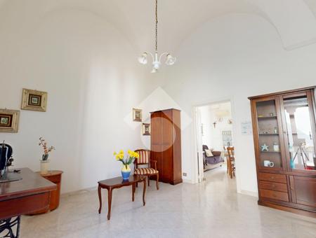 Casa indipendente in vendita Oria, Via Monte Grappa