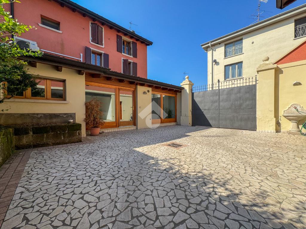 Casa indipendente in vendita a Manerbio – Brescia. € 315.000, 260 Mq – Tecnocasa.it #finsubito richiedi mutuo fino 100%