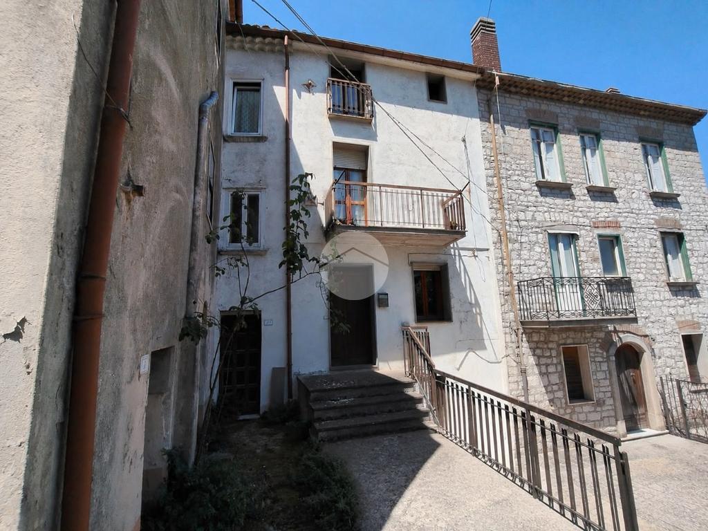House in Montagano, Campobasso