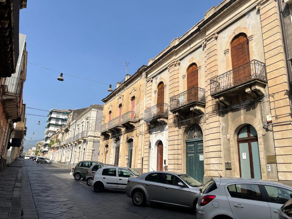 Casa semindipendente in vendita a Riposto – Catania. € 220.000, 263 Mq – Tecnocasa.it  #finsubito richiedi mutuo fino 100%