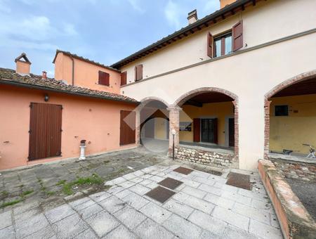 Trilocale in vendita