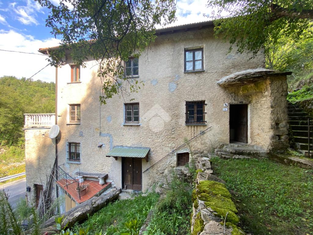 Casa indipendente in vendita a Valbrevenna – Genova. € 39.000, 180 Mq – Tecnocasa.it  #finsubito richiedi mutuo fino 100%