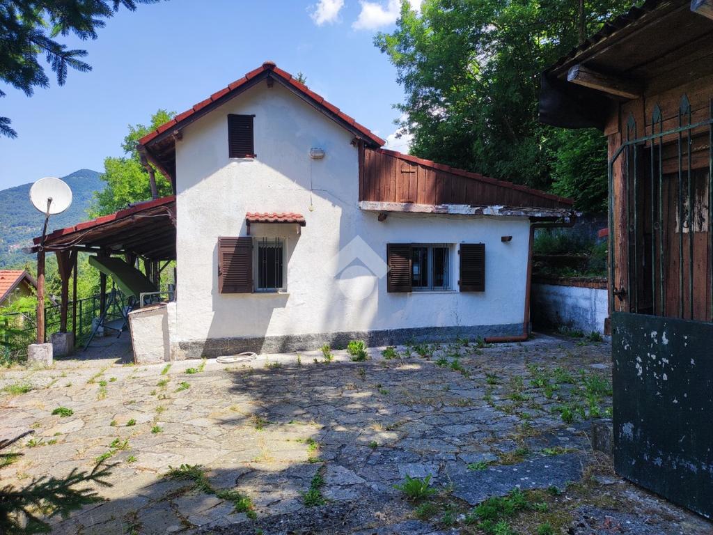 Casa indipendente in vendita, Valbrevenna