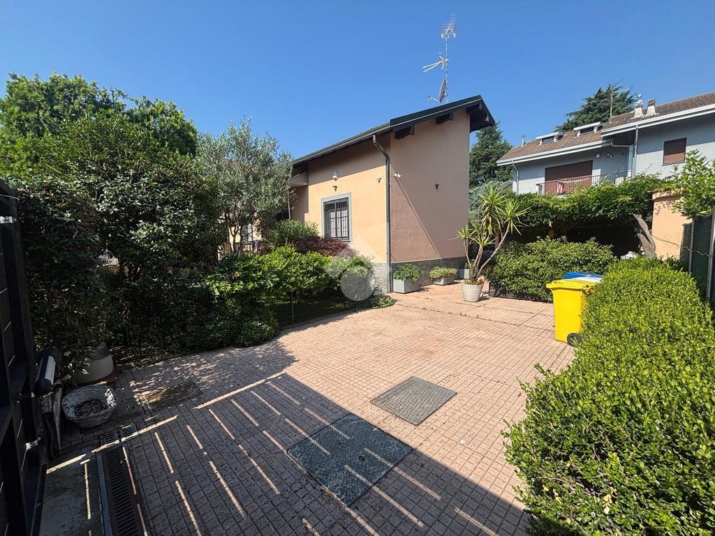 Villa singola in vendita, Rho