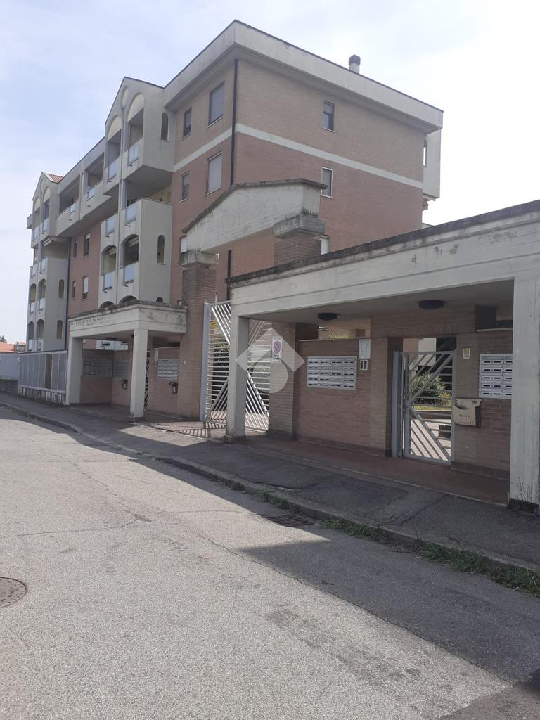 Box / posti auto in vendita