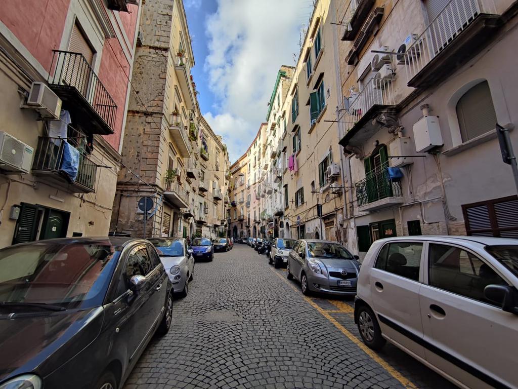 Monolocale In Vendita A Napoli Piazza Dante Napoli Mq Tecnocasa It