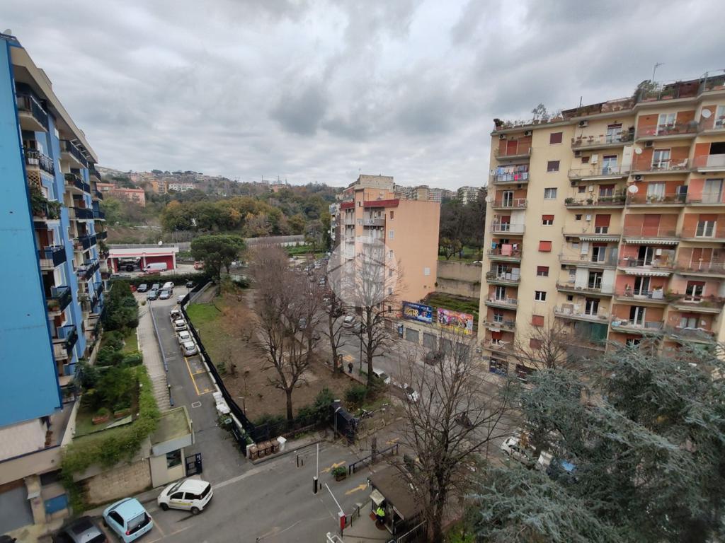 Quadrilocale In Vendita A Napoli Vomero Jannelli Bassa Napoli