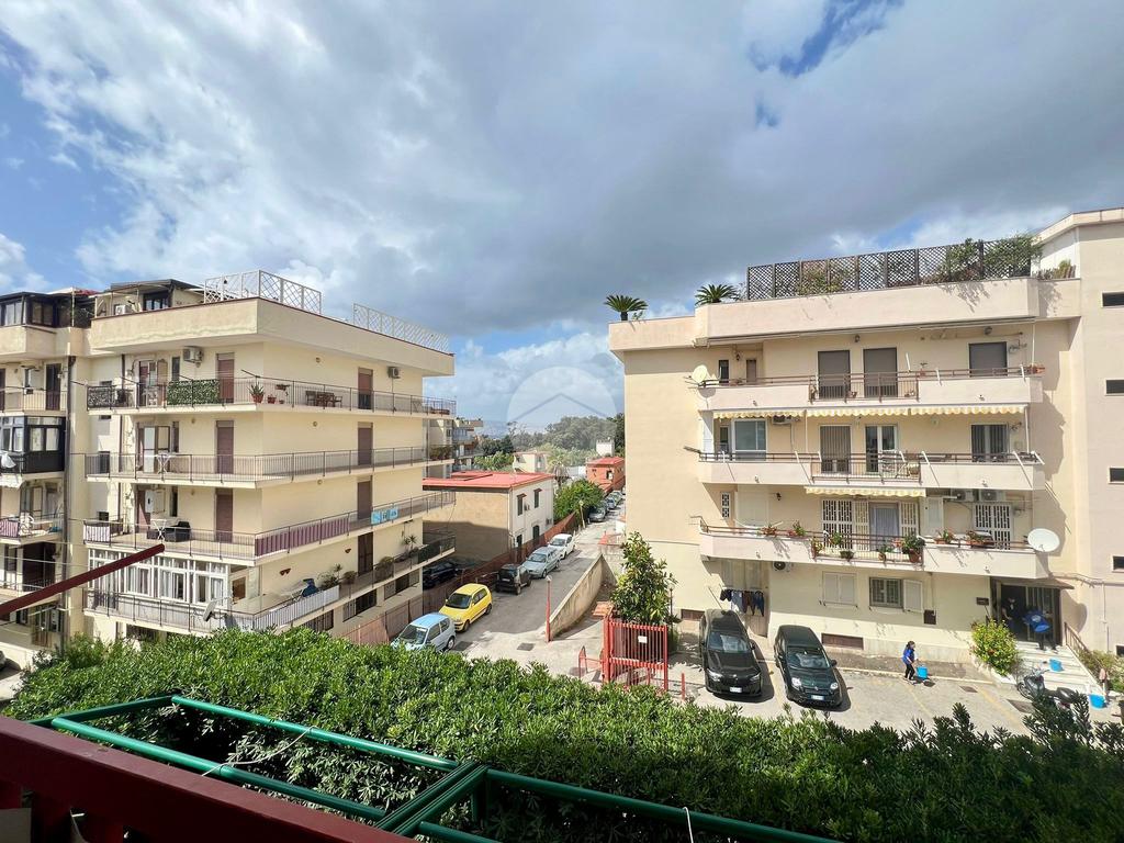 Quadrilocale in vendita a Ercolano, Ercolano Torre Del Greco Bassa – Napoli. € 263.000, 115 Mq – Tecnorete.it #finsubito richiedi mutuo fino 100%