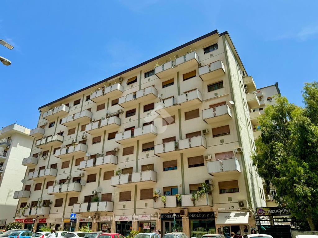 5 locali in vendita a Palermo, Restivo – Palermo. € 270.000, 140 Mq – Tecnocasa.it #finsubito richiedi mutuo fino 100% #finsubito richiedi mutuo fino 100%