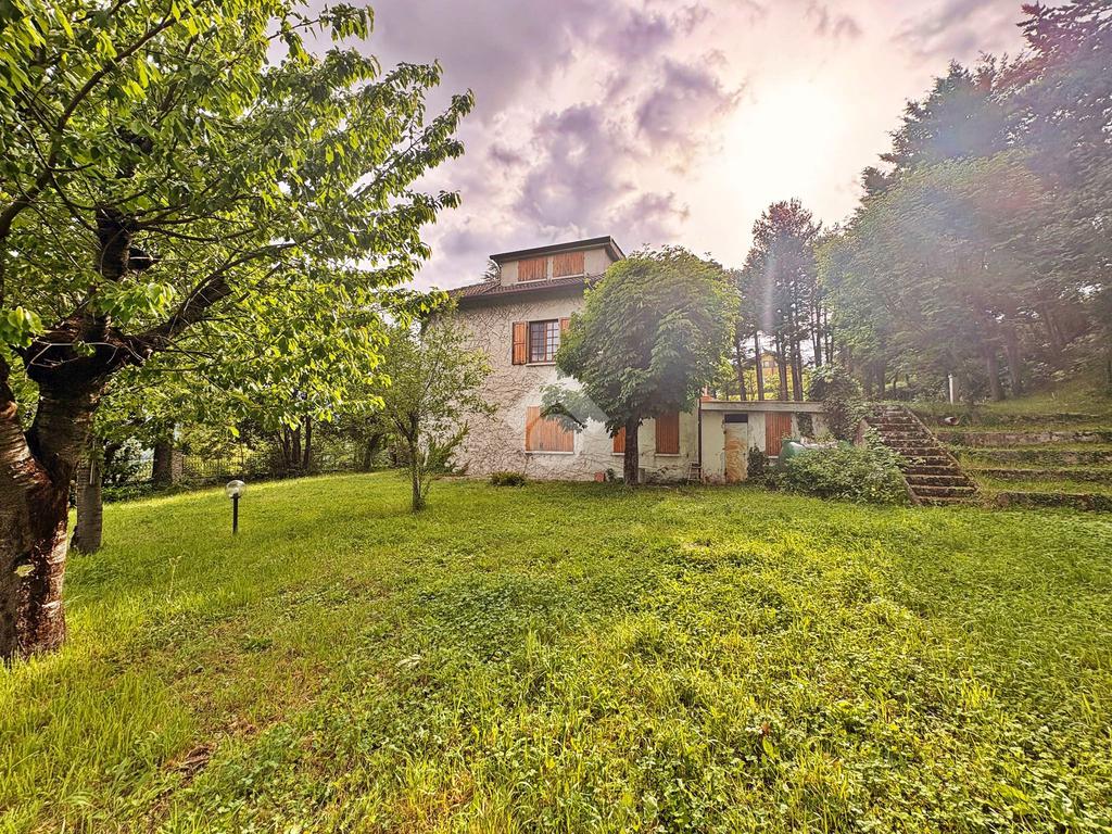 Casa – Fabriano, Castelnuovo, Ancona