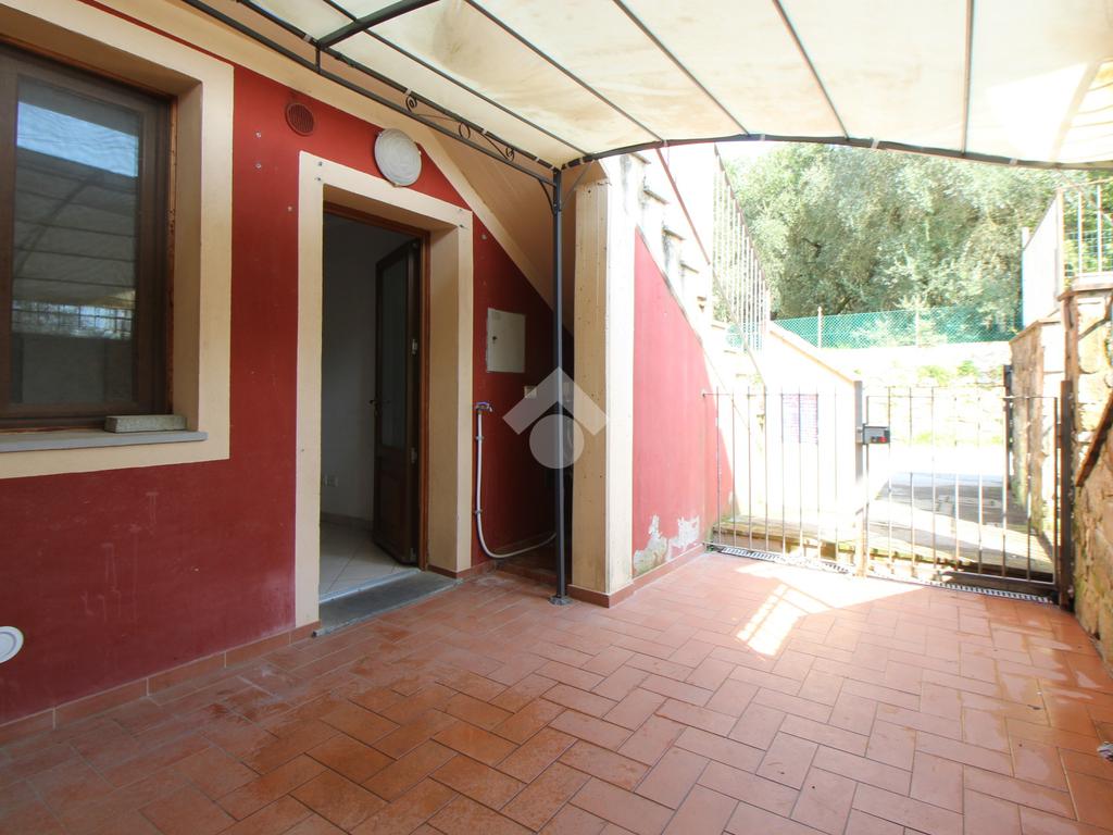 Trilocale in vendita a Monsummano Terme, Pozzarello – Pistoia. € 84.000, 70 Mq – Tecnorete.it  #finsubito richiedi mutuo fino 100%