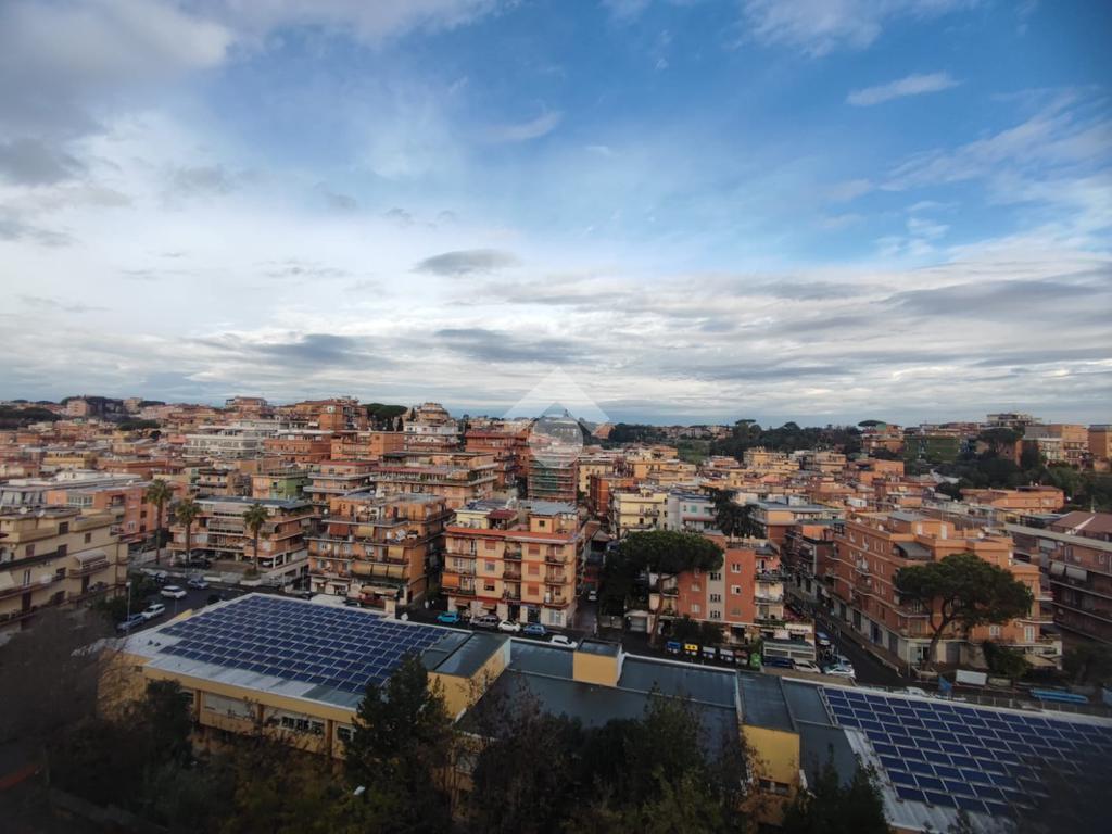 Bilocale In Vendita A Roma Trullo Roma Mq Tecnocasa